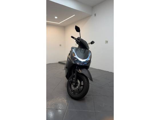 YAMAHA FLUO 125 HYBRID CONNECTED ABS YAMAHA FLUO 125 HYBRID CONNECTED ABS